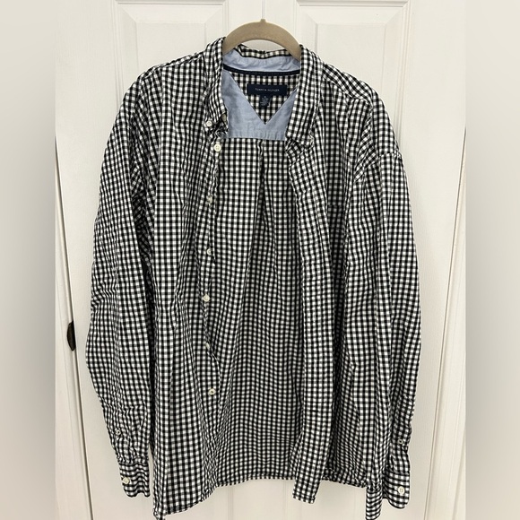 Tommy Hilfiger Black and White Checkered Button-Down Shirt, Sz XL - Picture 2 of 7